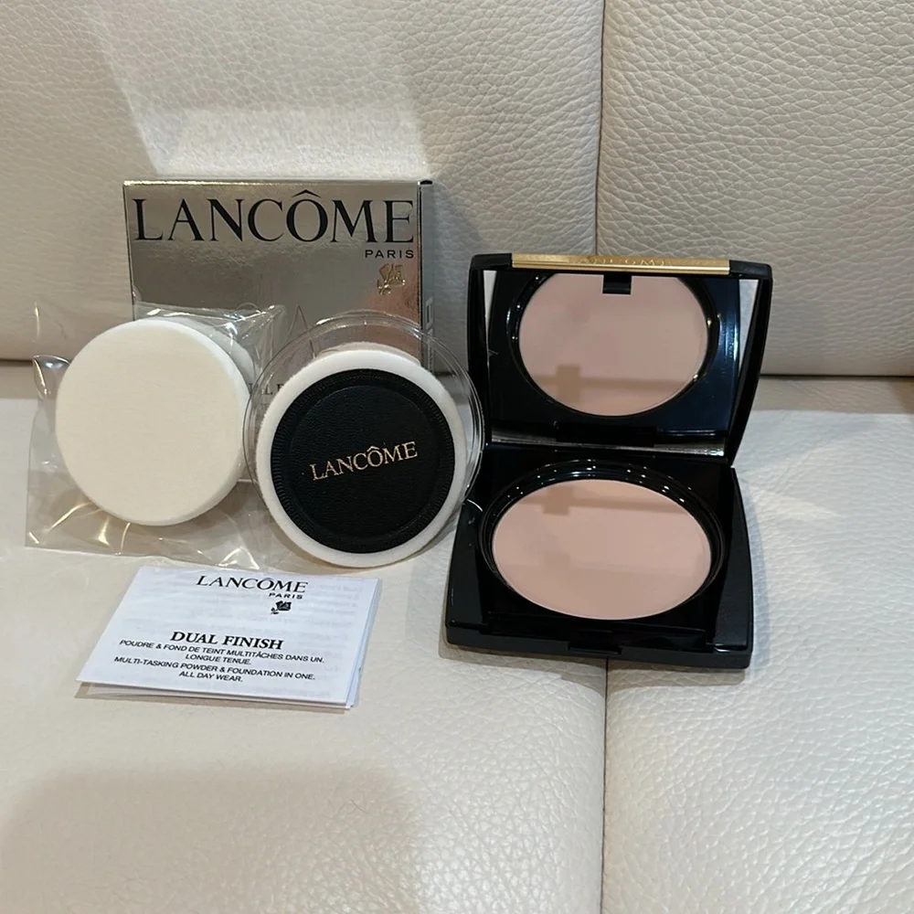 LANCÔME PARIS DUAL FINISH Colors-100 Porcelaine Delicate and COSMETIC BAG